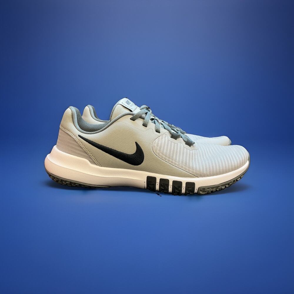 Size 8 - Nike Flex Control 4 Light Smoke Grey